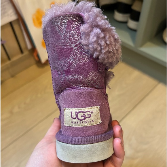 Toddler Uggs - Picture 3 of 6